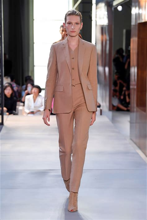 burberry summer 2019